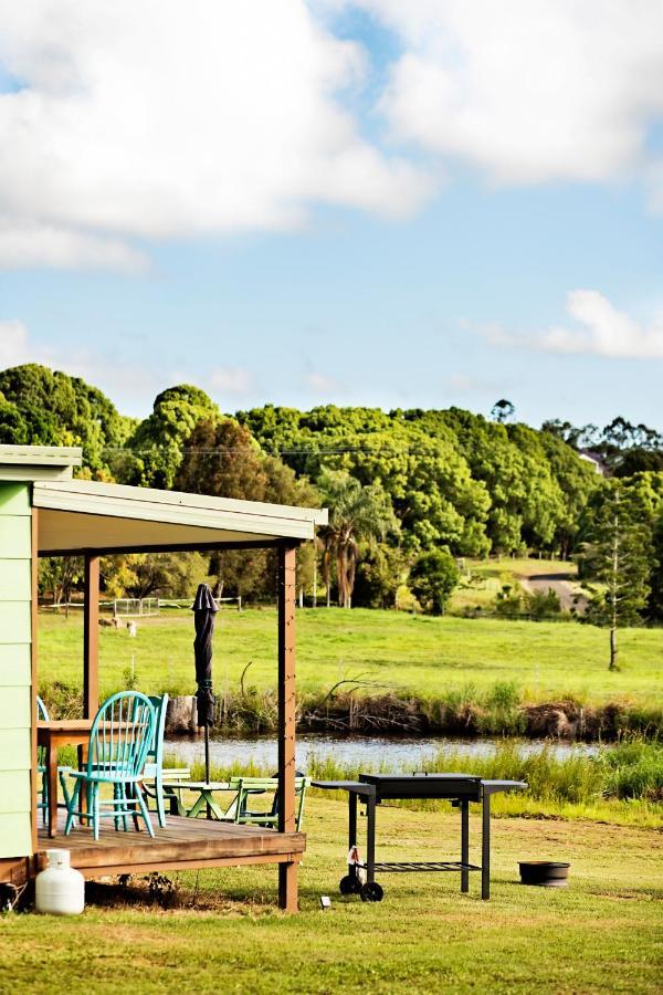 Pinbarren Green Lodges Noosa Exterior photo