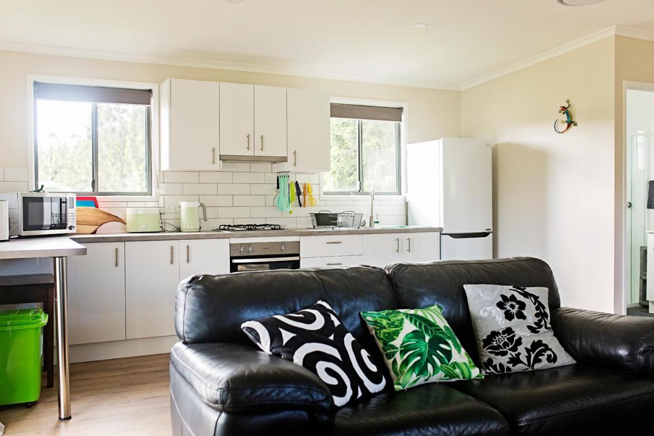 Pinbarren Green Lodges Noosa Exterior photo